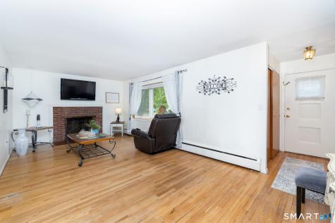 325 Barbara Road Middletown CT 06457