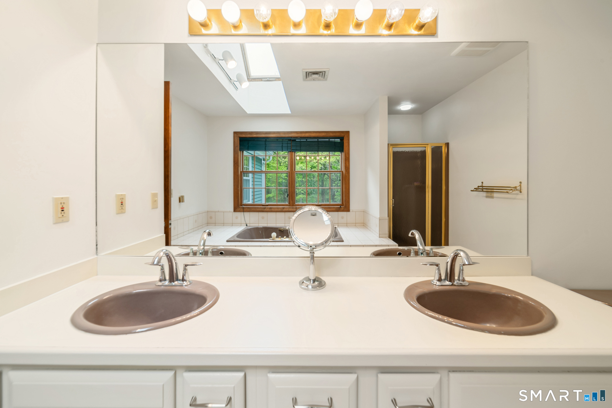 68 Cedar Grove Road Southbury CT 06488