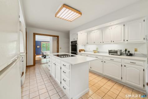 68 Cedar Grove Road Southbury CT 06488