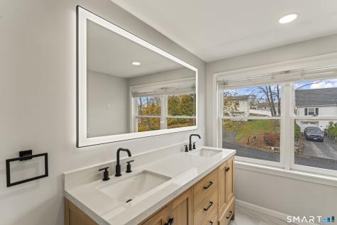 15 Berkshire Drive Brookfield CT 06804