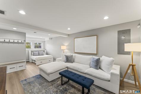 15 Berkshire Drive Brookfield CT 06804