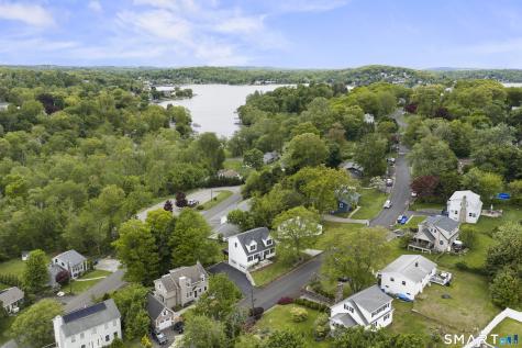 15 Berkshire Drive Brookfield CT 06804