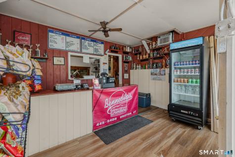 231 Poquonnock Road Groton CT 06340