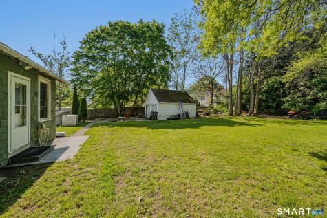 231 Poquonnock Road Groton CT 06340