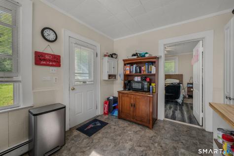231 Poquonnock Road Groton CT 06340
