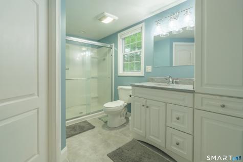 17 Edgewood Street Cromwell CT 06416