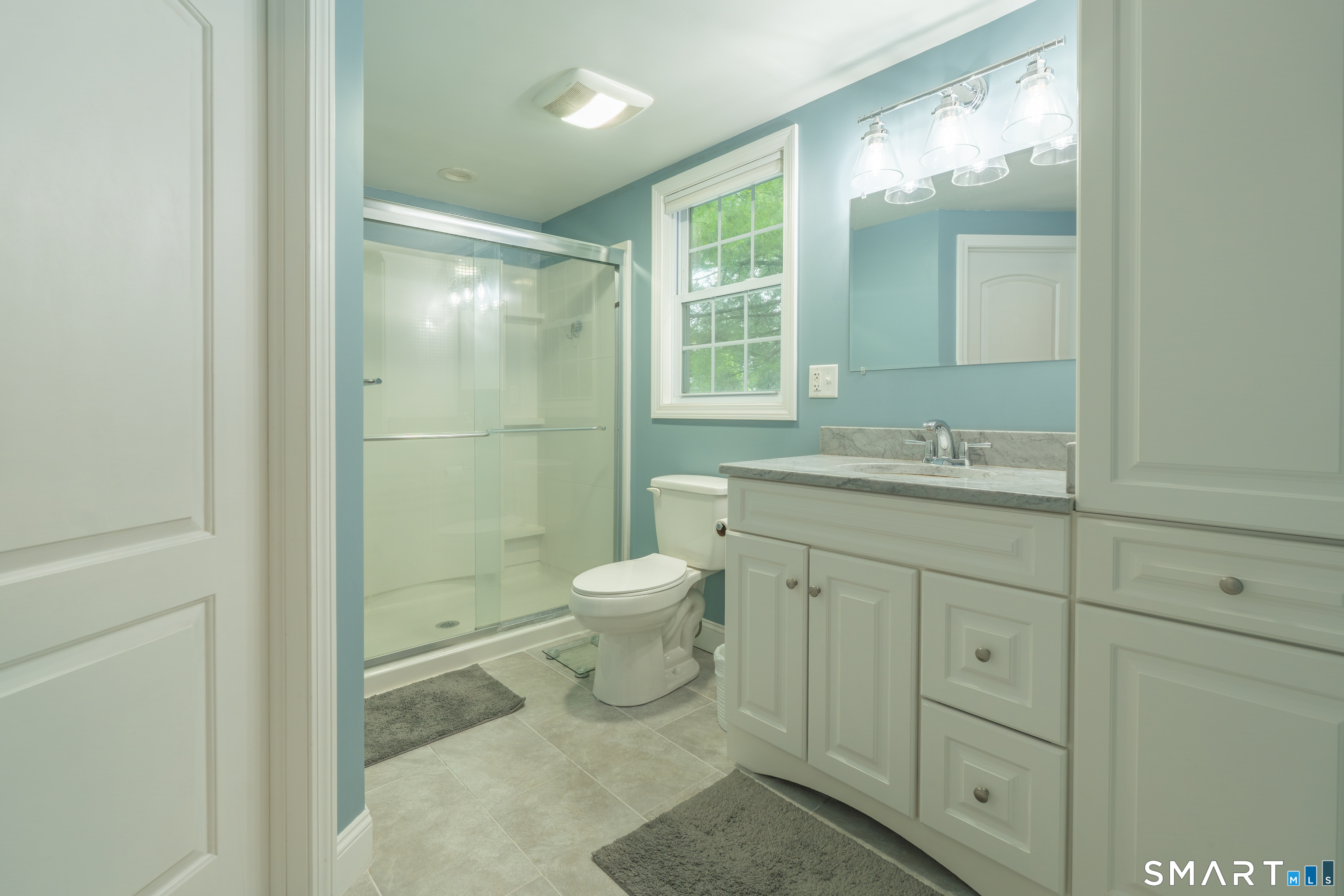 17 Edgewood Street Cromwell CT 06416