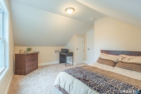 17 Edgewood Street Cromwell CT 06416