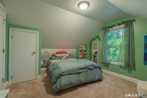 17 Edgewood Street Cromwell CT 06416