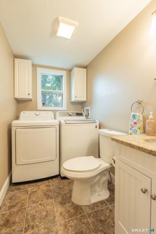 17 Edgewood Street Cromwell CT 06416
