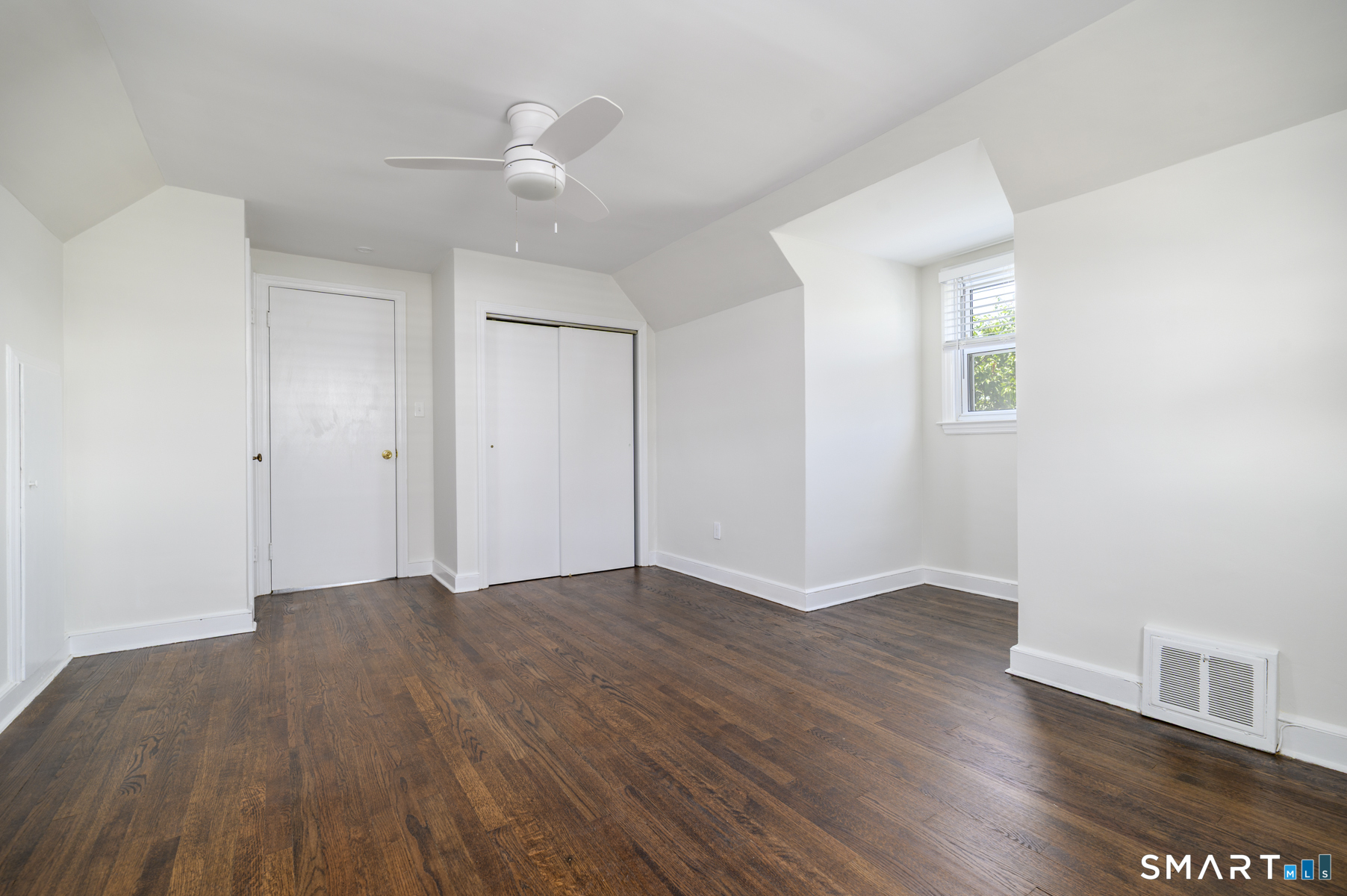 215 High Park Avenue Stratford CT 06615