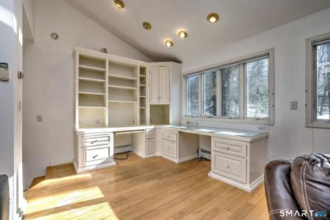 239 Cedar Ridge Drive Glastonbury CT 06033