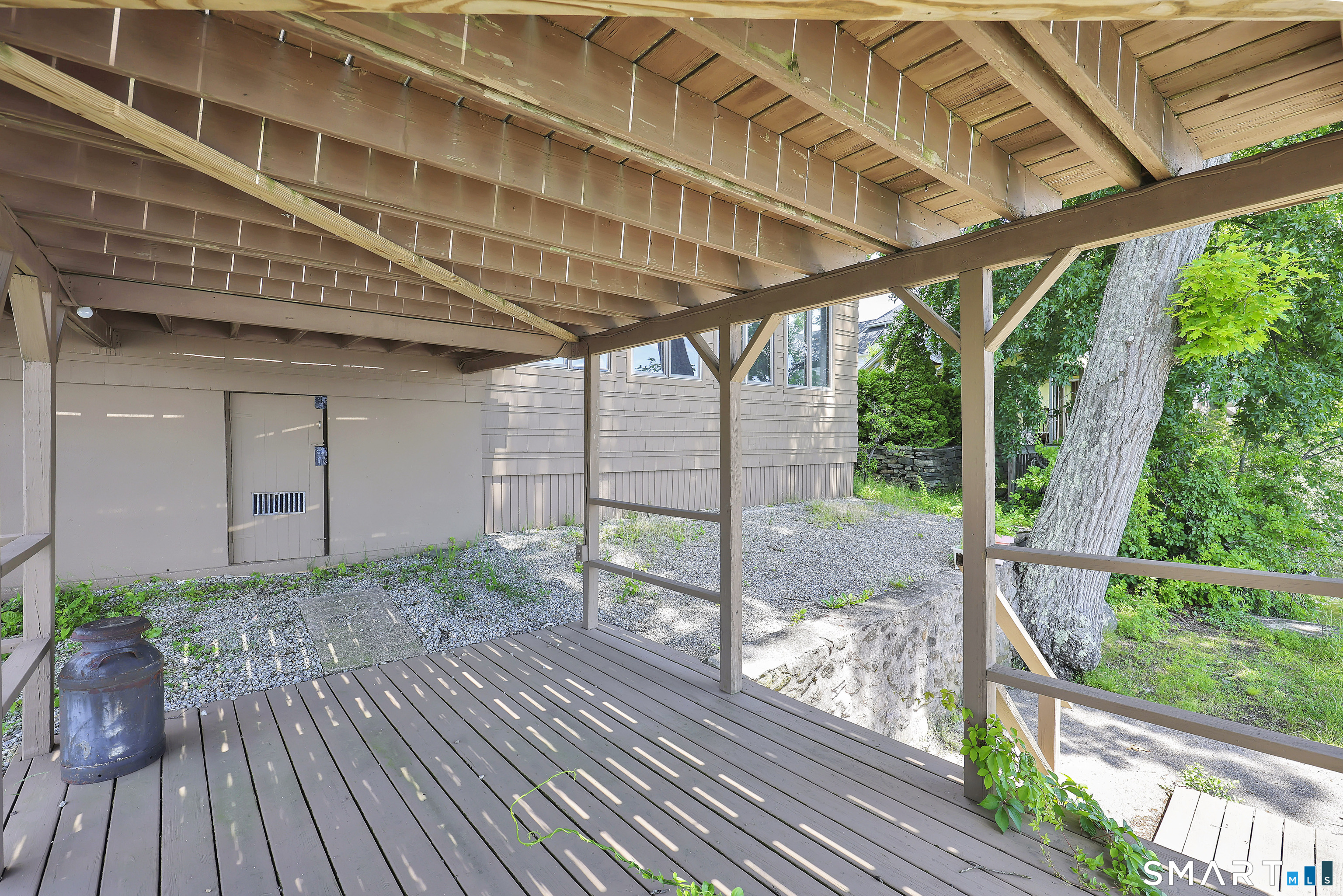 53 Meeks Point Road East Hampton CT 06424
