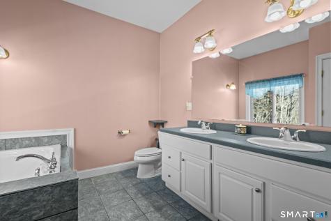 17 Blackwells Landing Brooklyn CT 06234