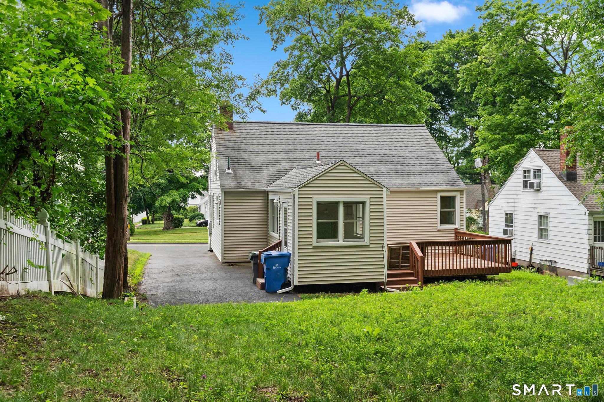 113 Lenox Street Manchester CT 06040