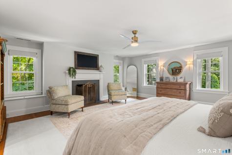 1123 Round Hill Road Fairfield CT 06824