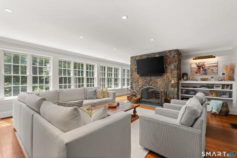 1123 Round Hill Road Fairfield CT 06824