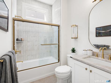 52 Holly Ridge Way Danbury CT 06810
