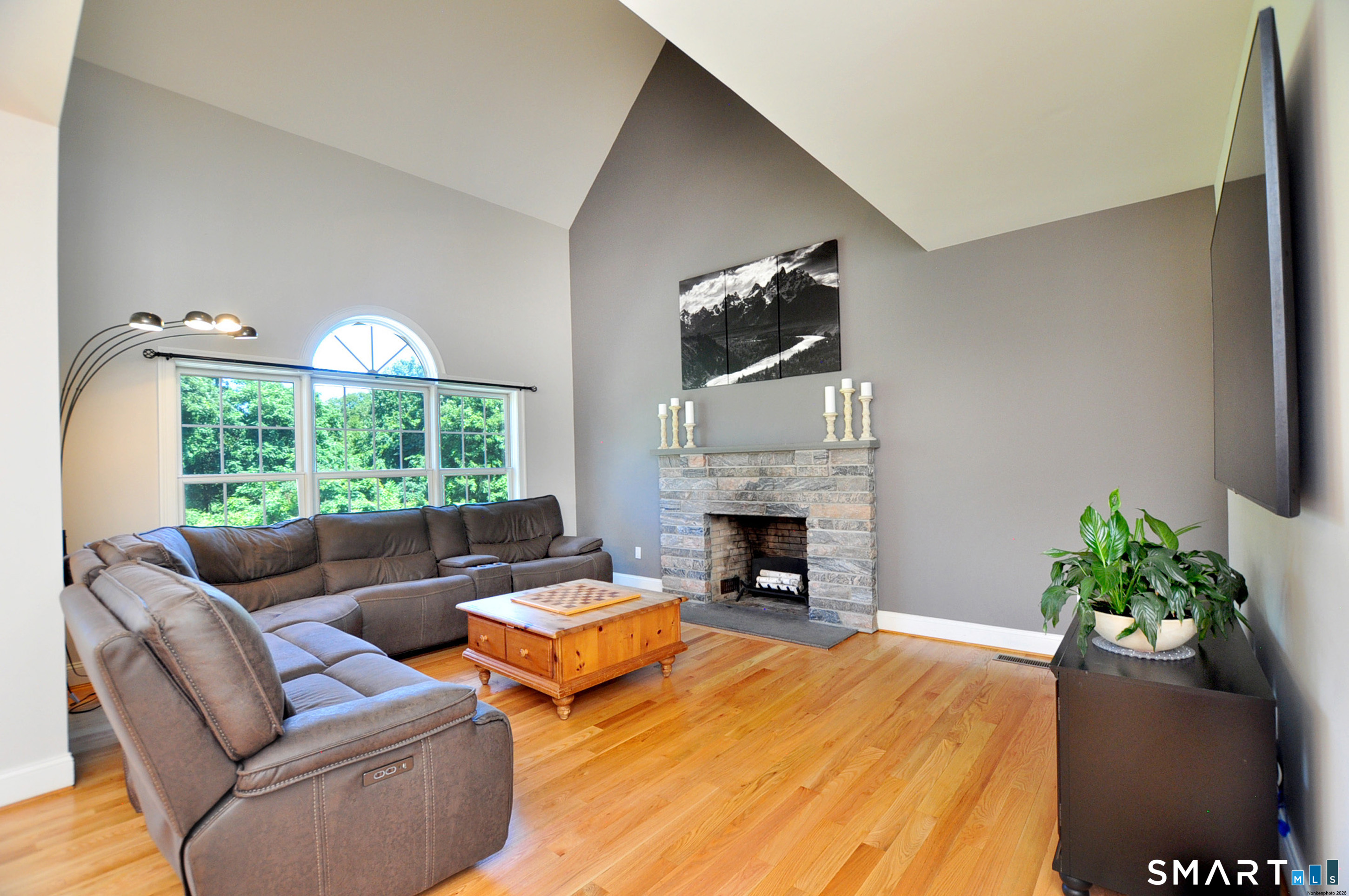 9 Appletree Lane Granby CT 06060