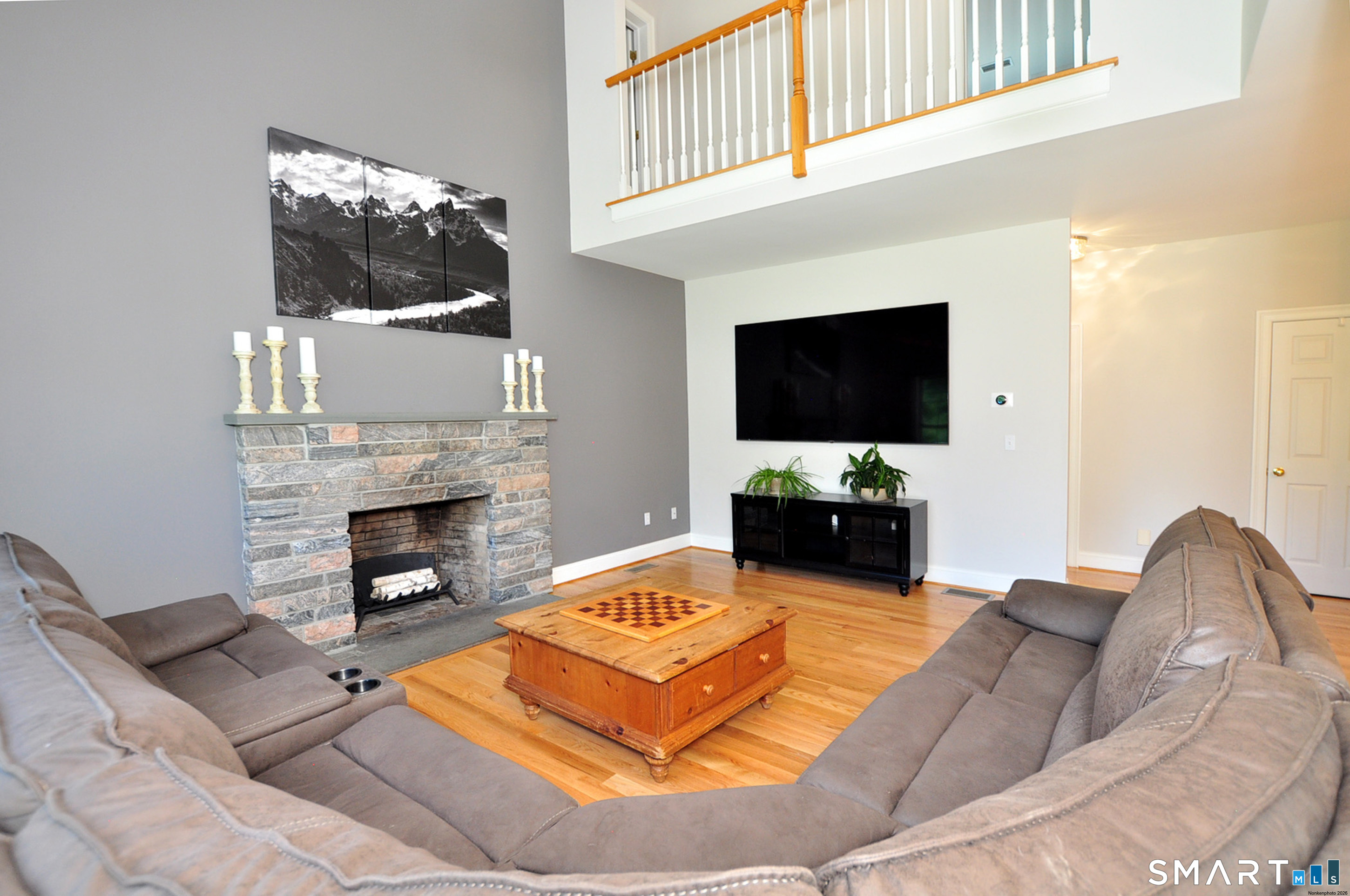 9 Appletree Lane Granby CT 06060