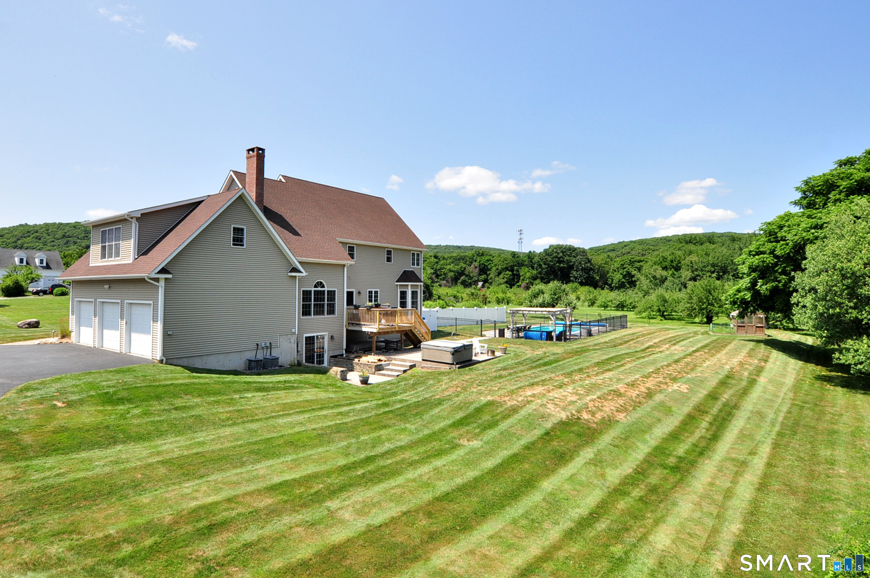 9 Appletree Lane Granby CT 06060