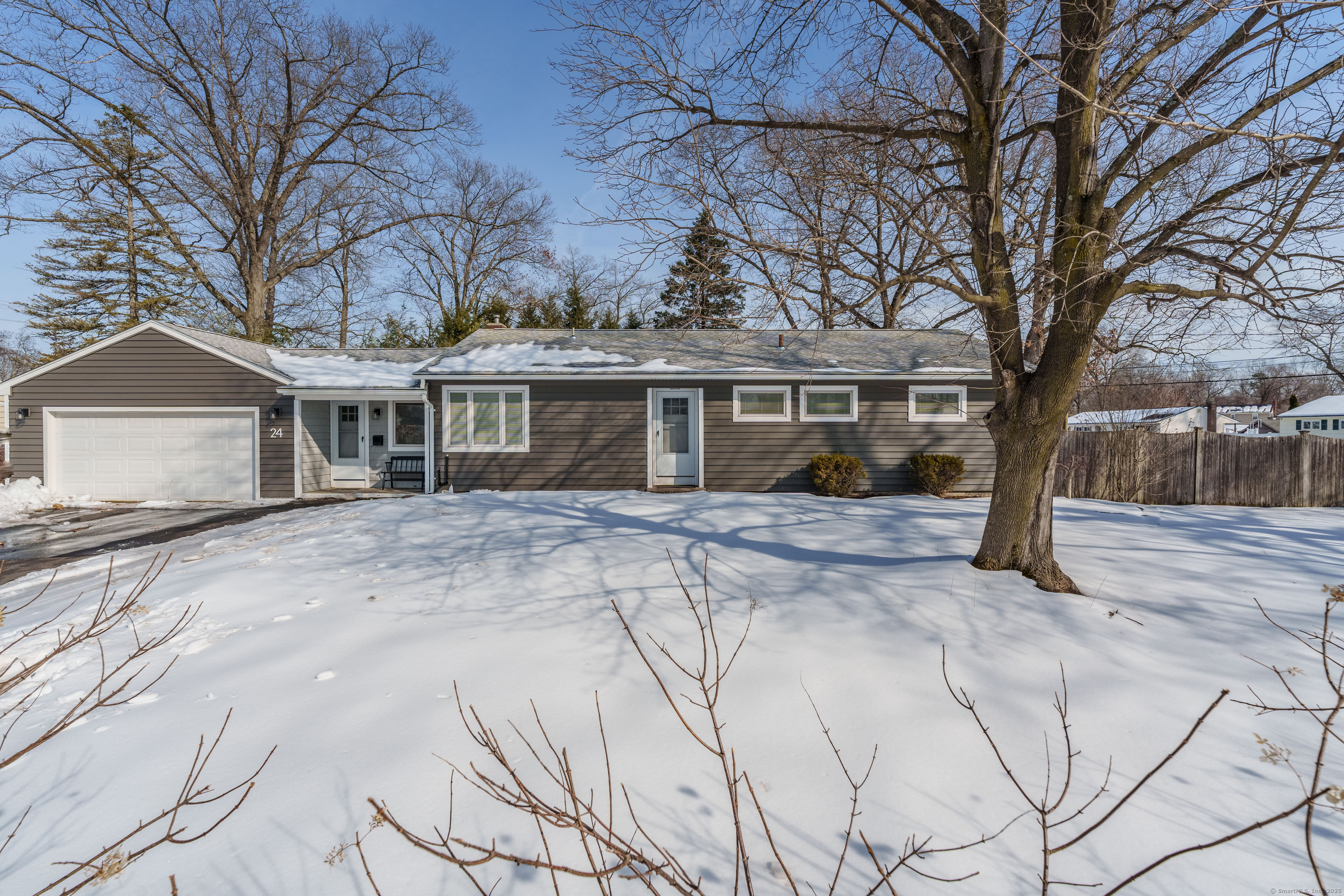 24 Lincoln Street Windsor Locks CT 06096