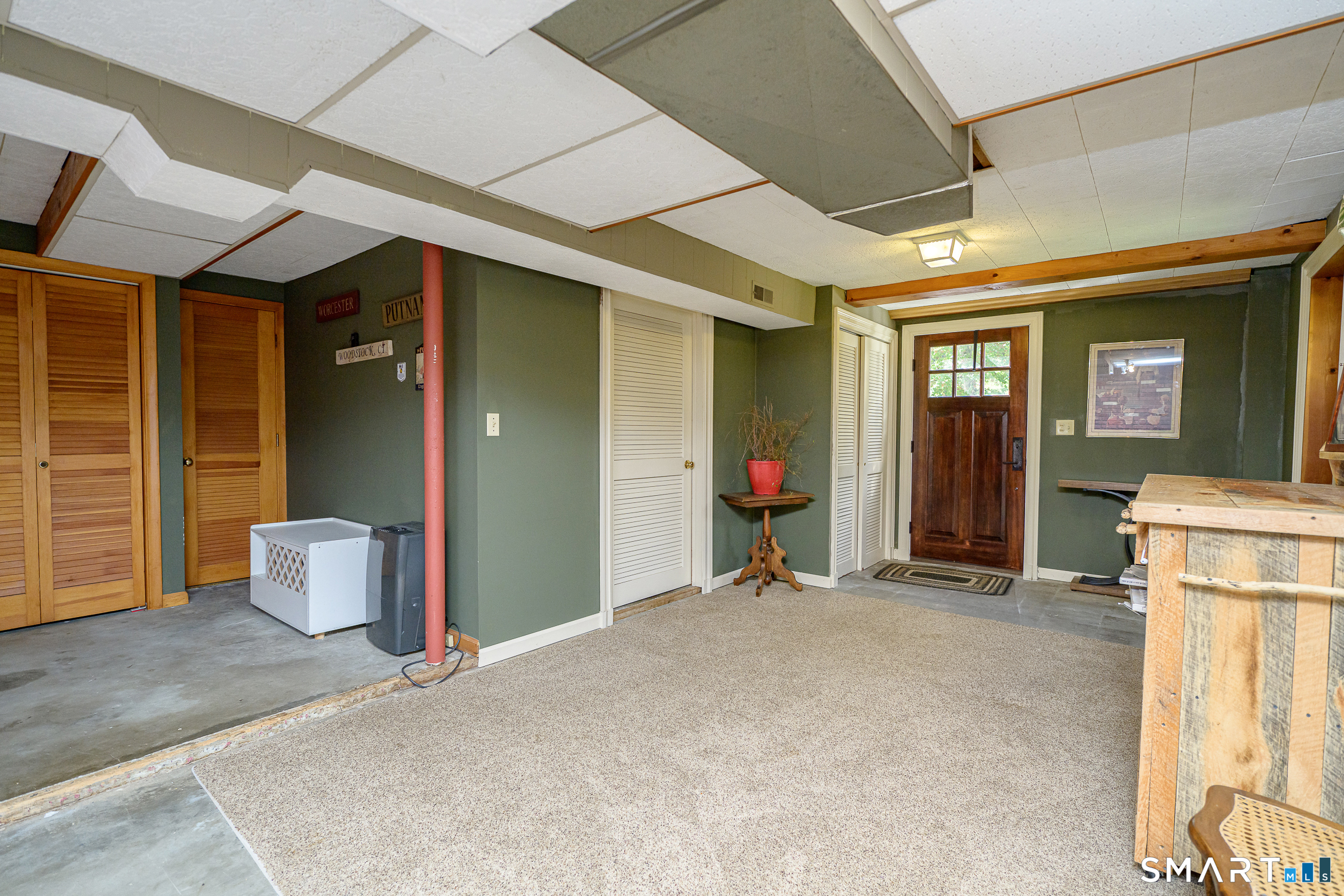 1629 Route 171 Woodstock CT 06282