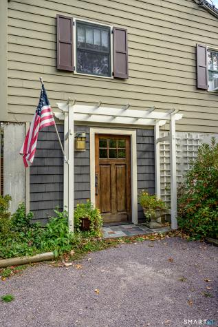 1629 Route 171 Woodstock CT 06282