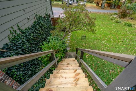 1629 Route 171 Woodstock CT 06282
