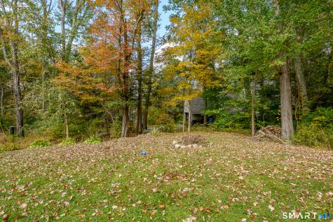 1629 Route 171 Woodstock CT 06282