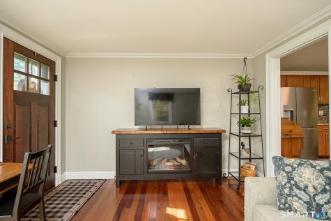 1629 Route 171 Woodstock CT 06282