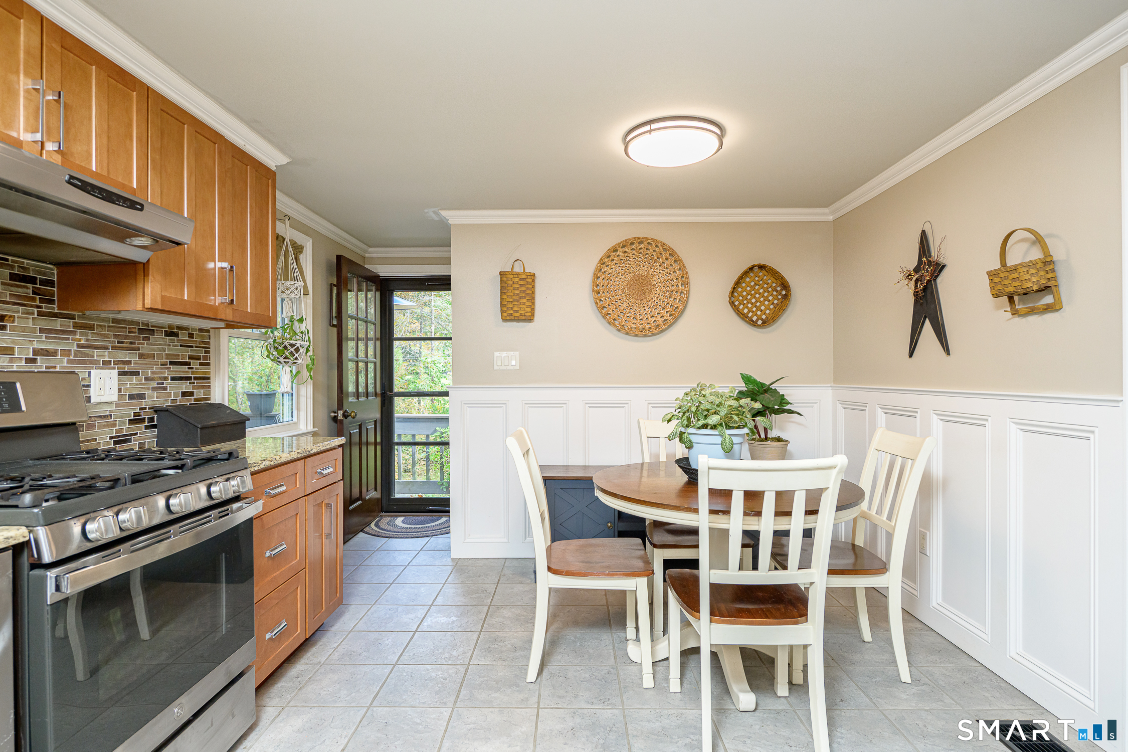 1629 Route 171 Woodstock CT 06282