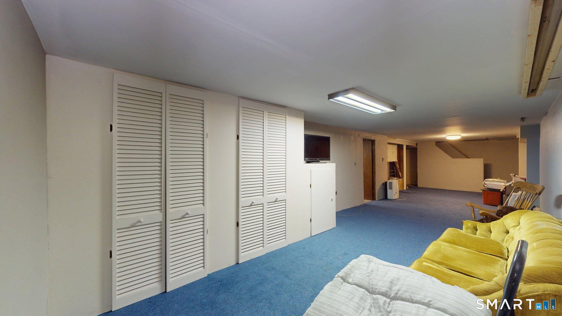 14 Carriage Drive Enfield CT 06082