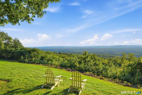 55 Montevideo Road Avon CT 06001
