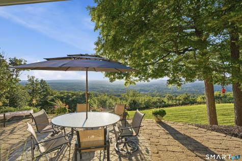 55 Montevideo Road Avon CT 06001