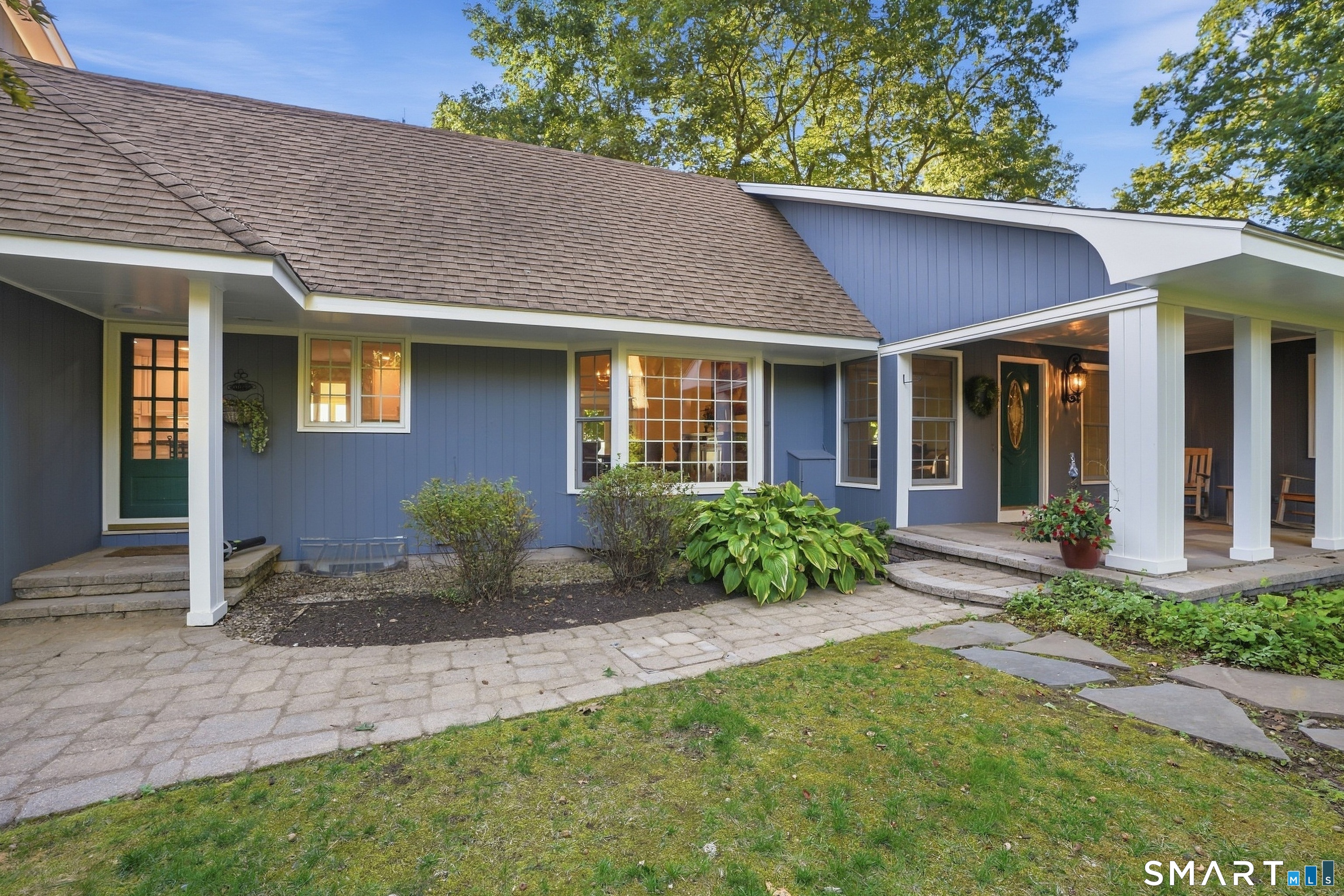 55 Montevideo Road Avon CT 06001