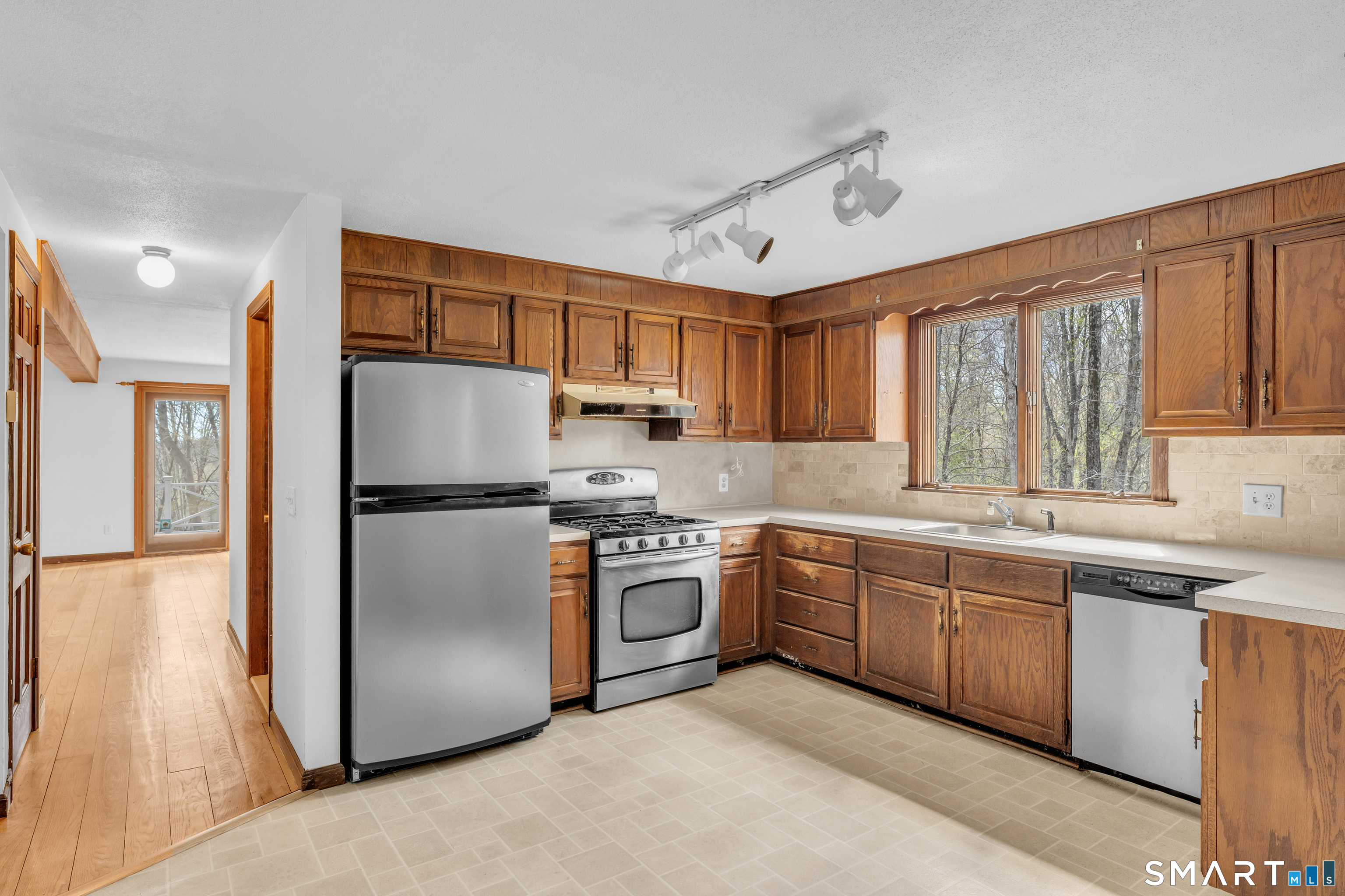 94 Quonnipaug Hill Road Guilford CT 06437