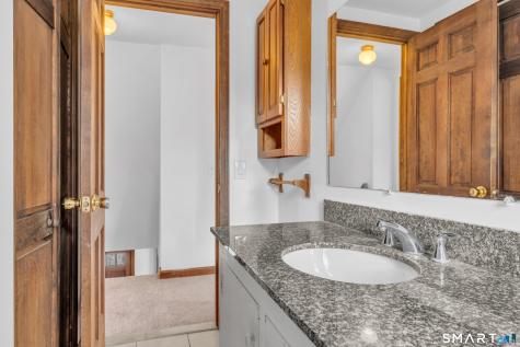 94 Quonnipaug Hill Road Guilford CT 06437