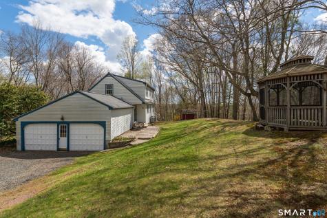 94 Quonnipaug Hill Road Guilford CT 06437