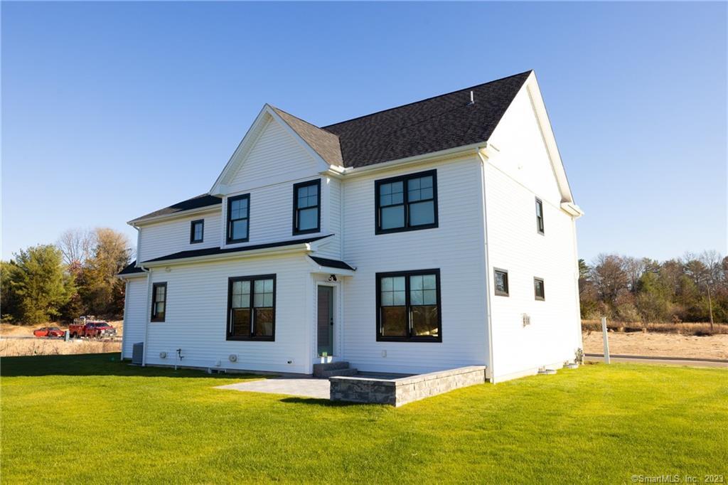 Oakwood Circle Plainville CT 06062