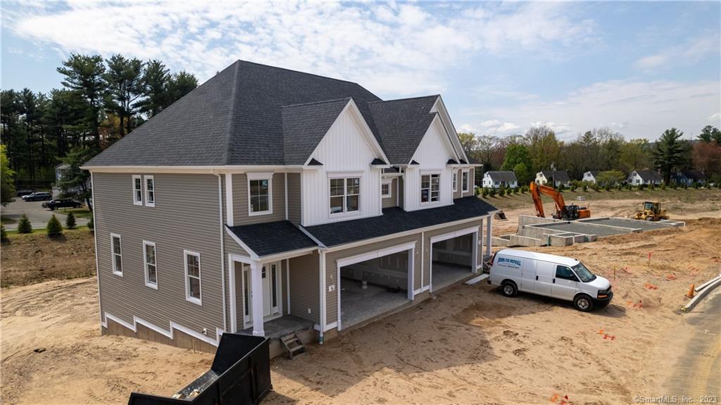 Oakwood Circle Plainville CT 06062