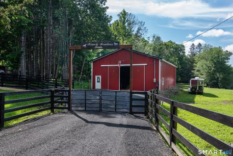 40 Seckar Road Willington CT 06279