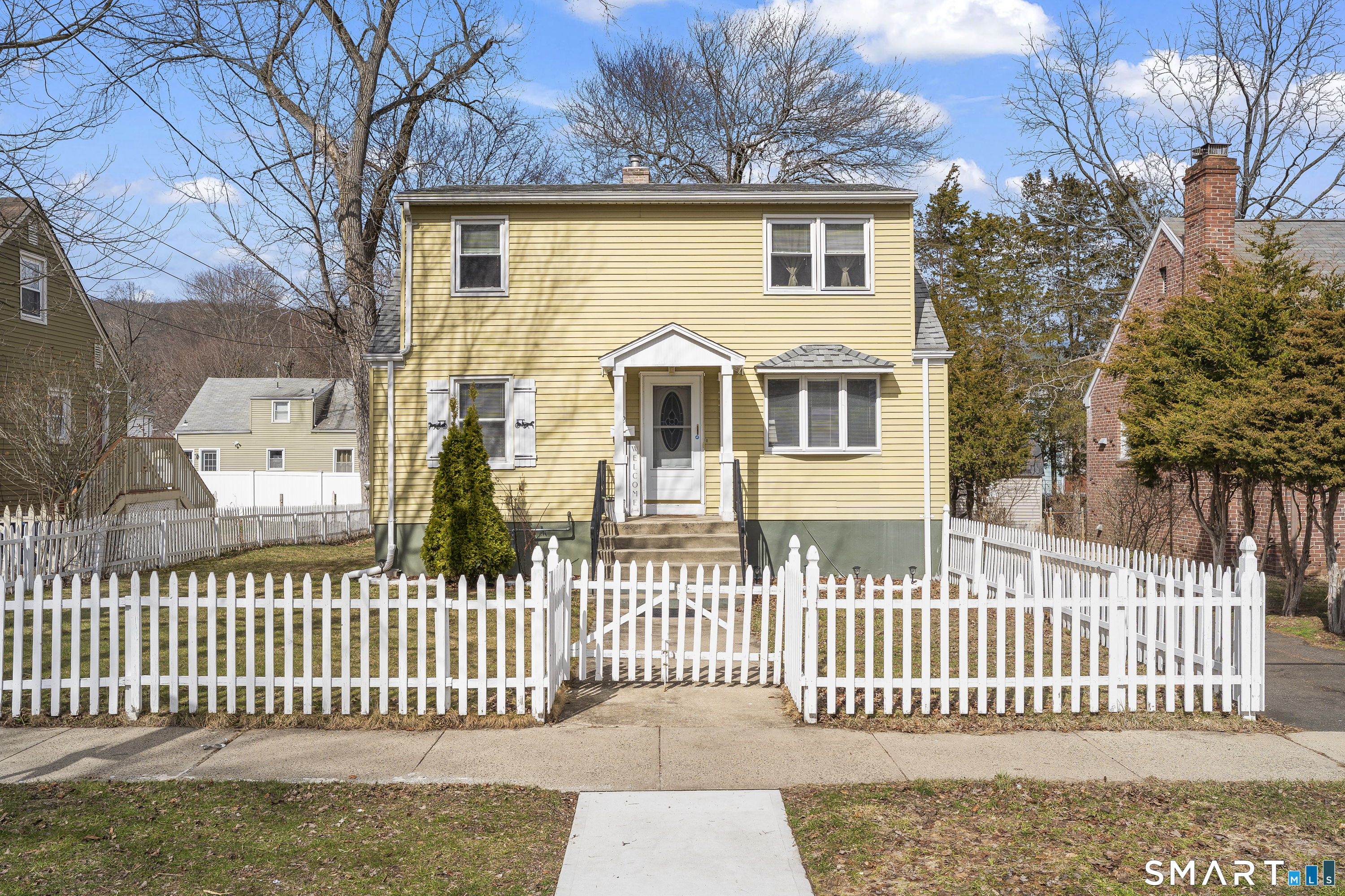 42 Westerleigh Road New Haven CT 06511