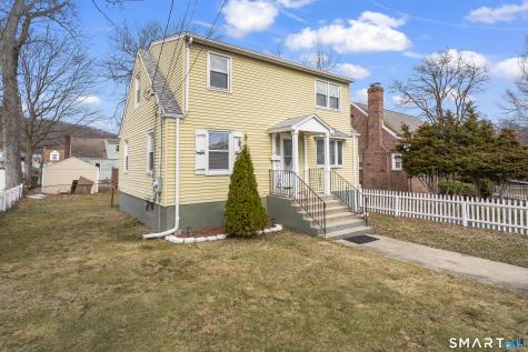42 Westerleigh Road New Haven CT 06511