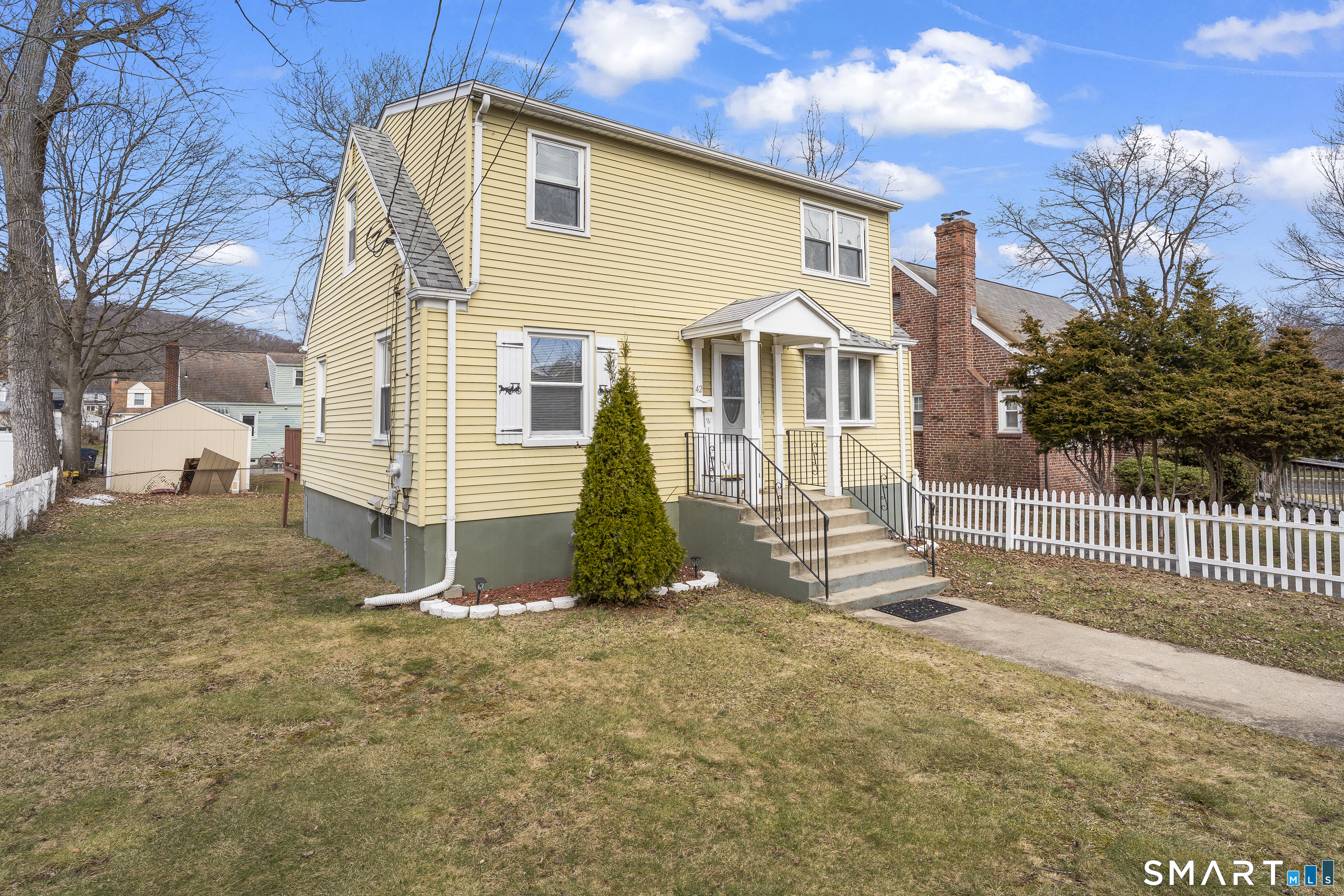 42 Westerleigh Road New Haven CT 06511