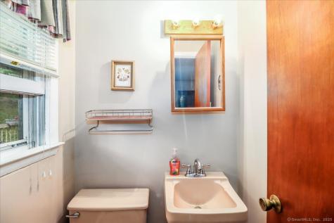 68 Connelly Road New Milford CT 06776