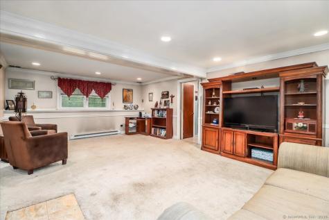 68 Connelly Road New Milford CT 06776