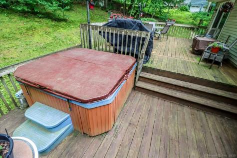 68 Connelly Road New Milford CT 06776