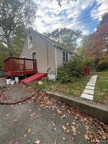 94 Flyers Drive Norwich CT 06360