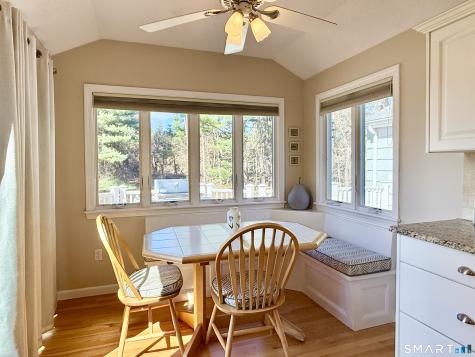 17 Sunnybrook Drive Avon CT 06001